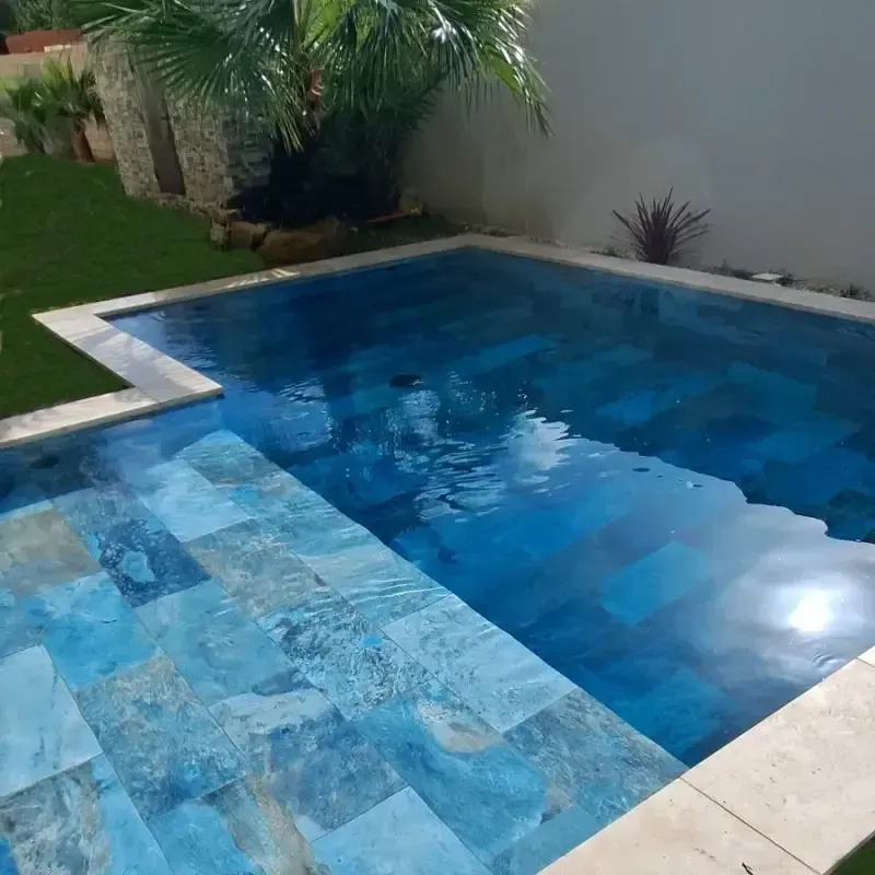 Carrelage pose piscine en région Cognac (2)webp